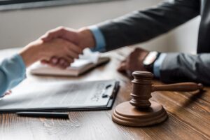breach of contract lawyer in Chicago, IL